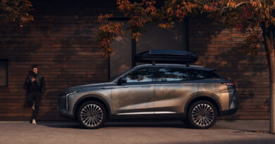 EXEED RX PHEV: 11 режимов движения, система ароматерапии и быстрая зарядка